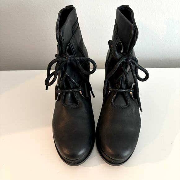 Sorel Margo Ankle Boots Size 7.5 Black Leather Heeled Lace Up Bootie Waterproof - Picture 2 of 9
